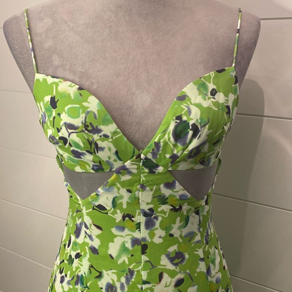 Green Floral Maxi Dress with Cutout Detail - Picture 4 of 14